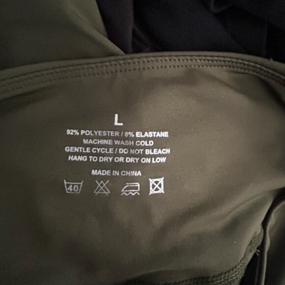 Women's Yoga Pants, Size Large - Picture 5 of 5